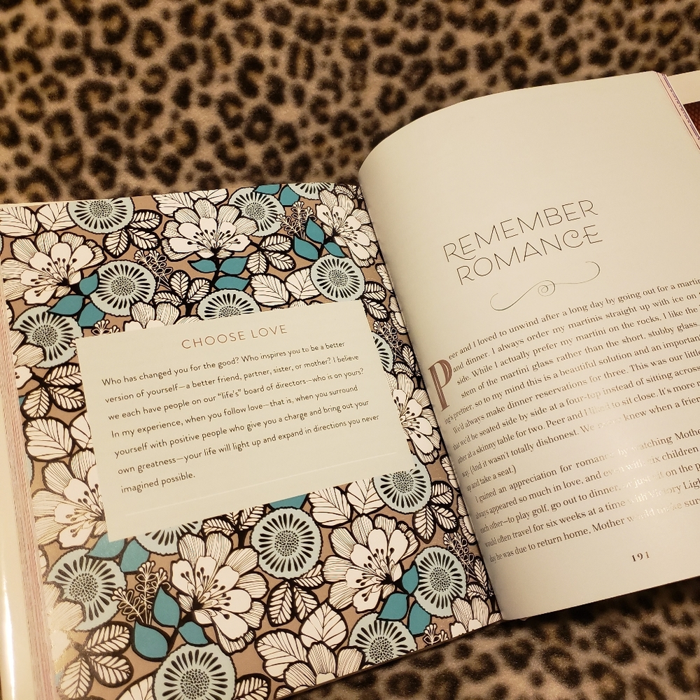 2017 Vera Bradley "A Colorful Way of Living" Vera Bradley Hardcover Book, New - Picture 12 of 15